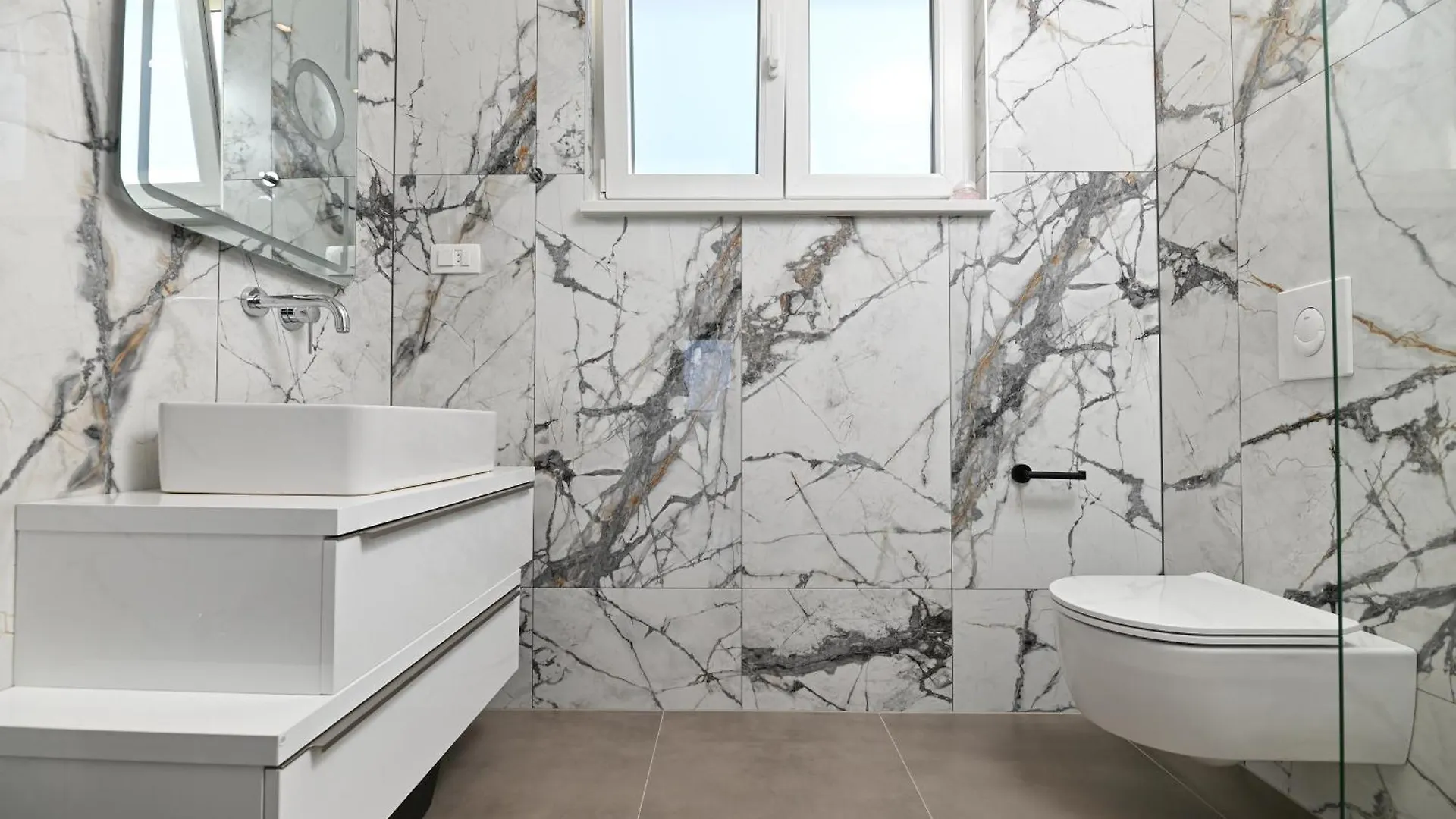 Residence Triumph Trogir Lägenhet
